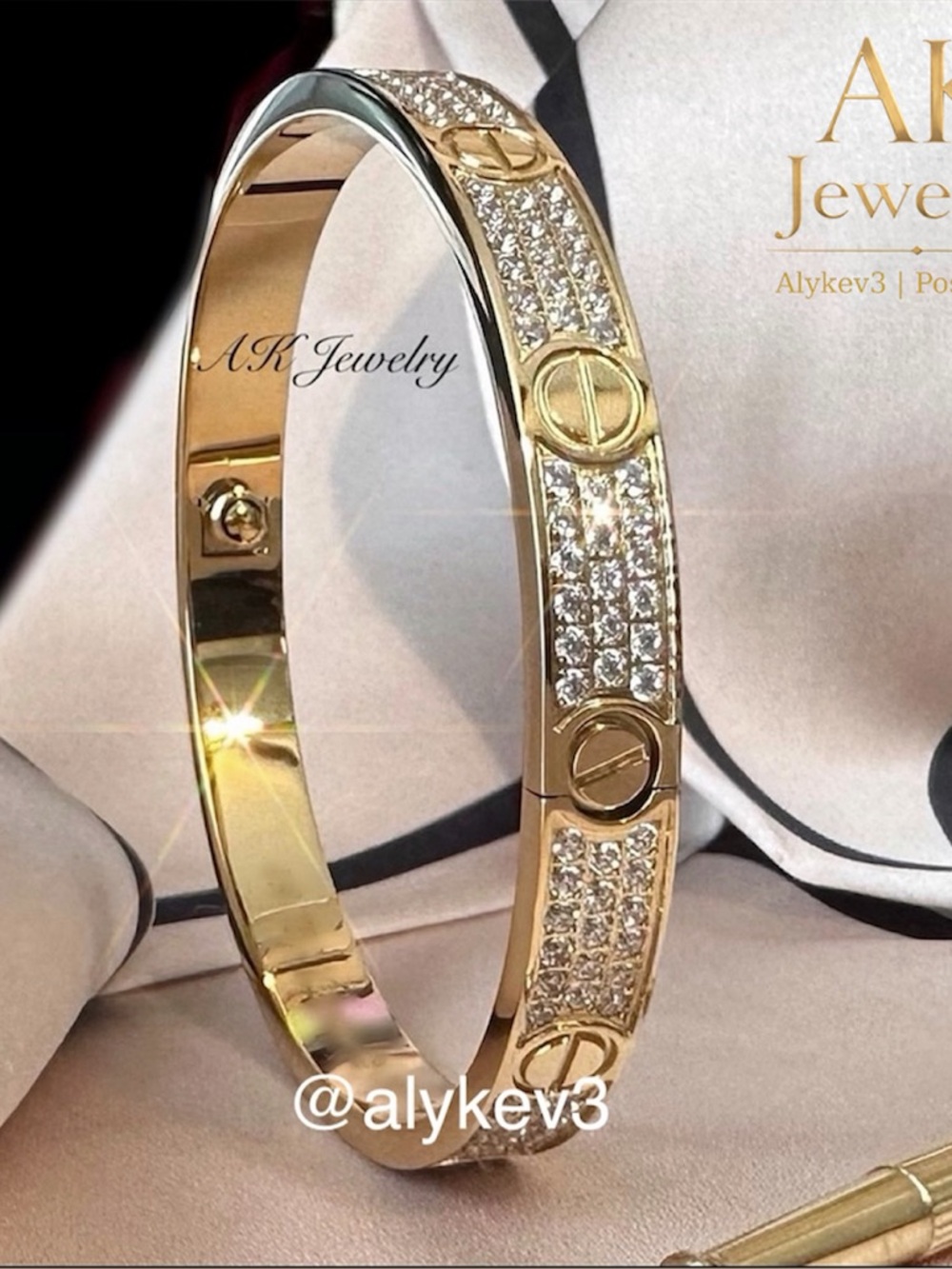 💎18k LUXURY Diamond CZ Style Design Bracelet, Bangle, Cuff, Unisex